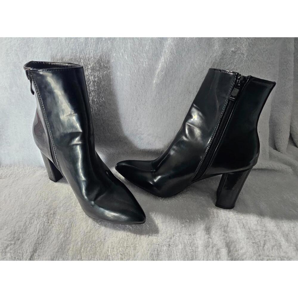 Women's Top Moda Short Boots Black Size 7 Side Zip Up High Heel Fashion Design
